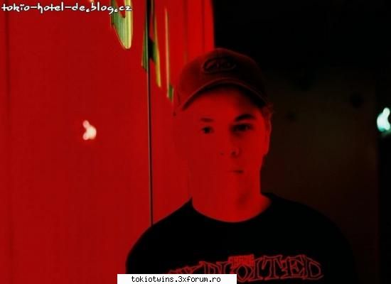 Galerie Gustav - black_shadow - Gustav